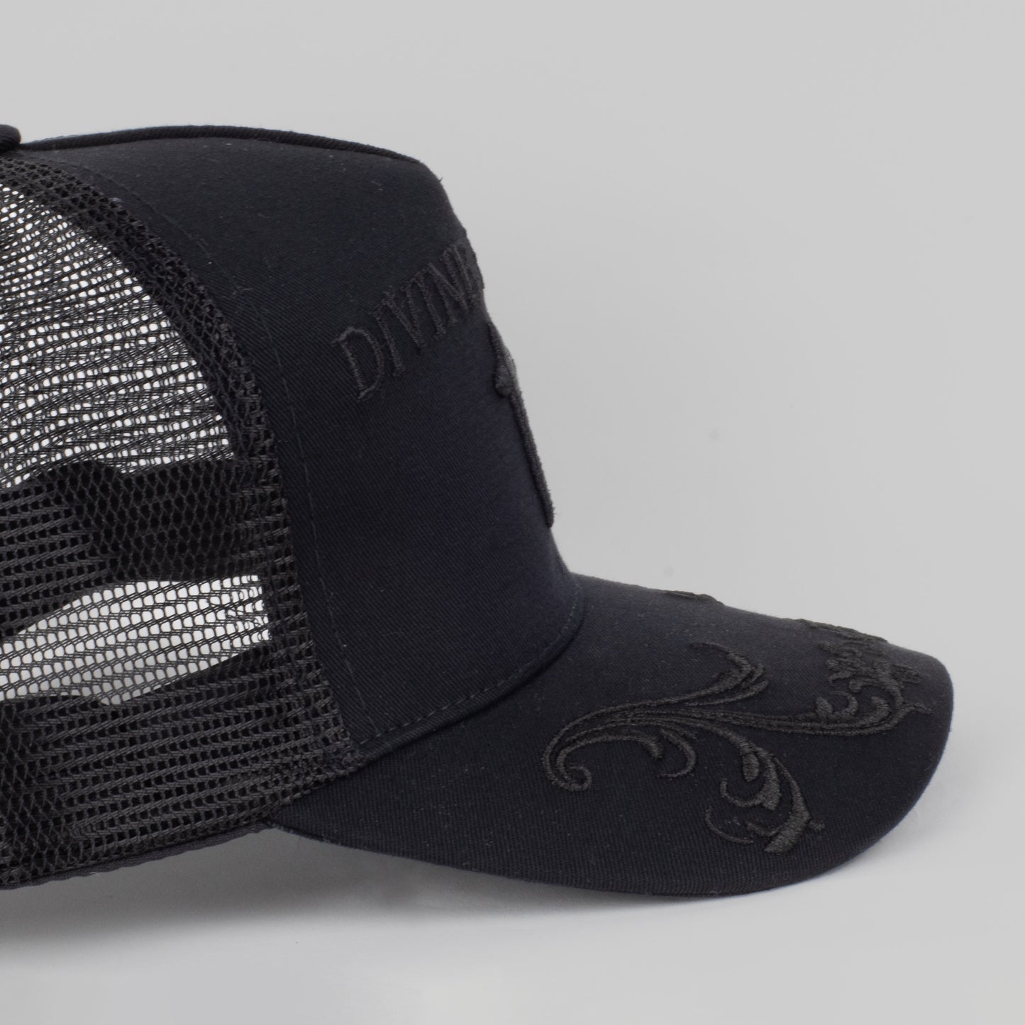 Reverie All Black Cap